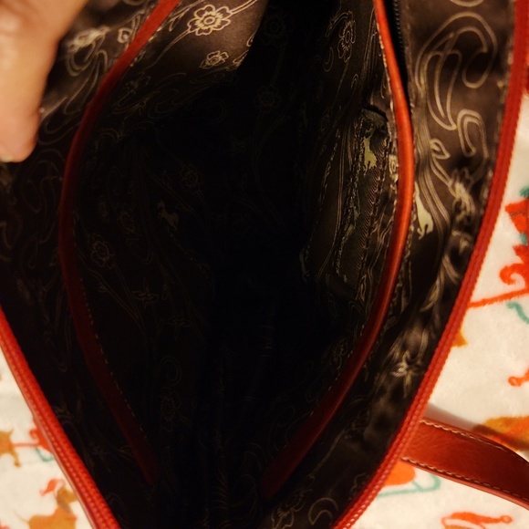 Montana West  crossbody concealed bag. Gently used, clean inside. - Picture 6 of 6